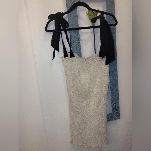 NWT Zara Oyster White Smocked Mini Tube Dress Tie Straps Size SMALL - Picture 3 of 9